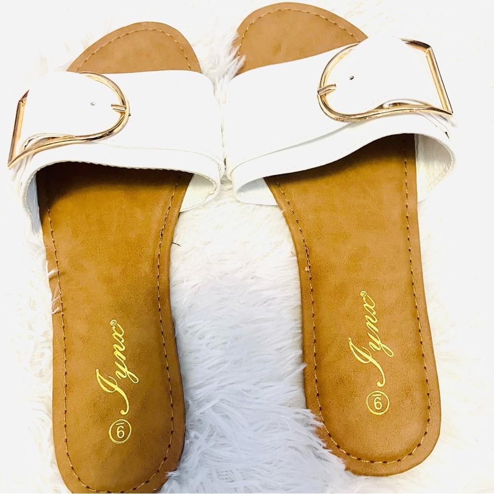 Women’s Slides